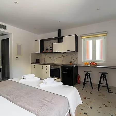 Blue Sky House Hotel 4*